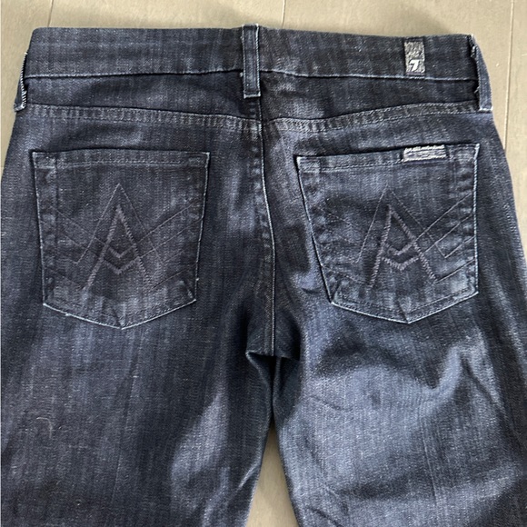 7 for all Mankind. boot cut jeans. Size 25 - Picture 2 of 5